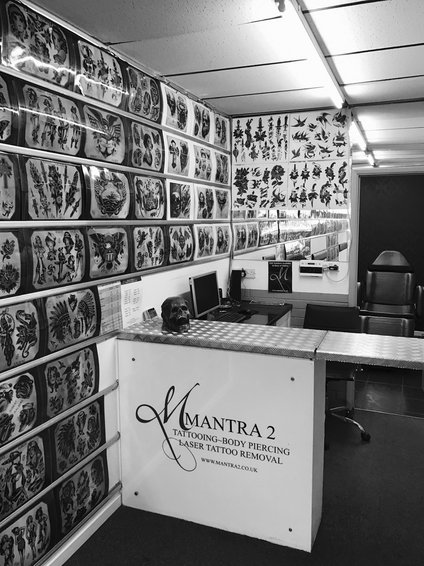 Reception desk and consultation area inside Mantra 2